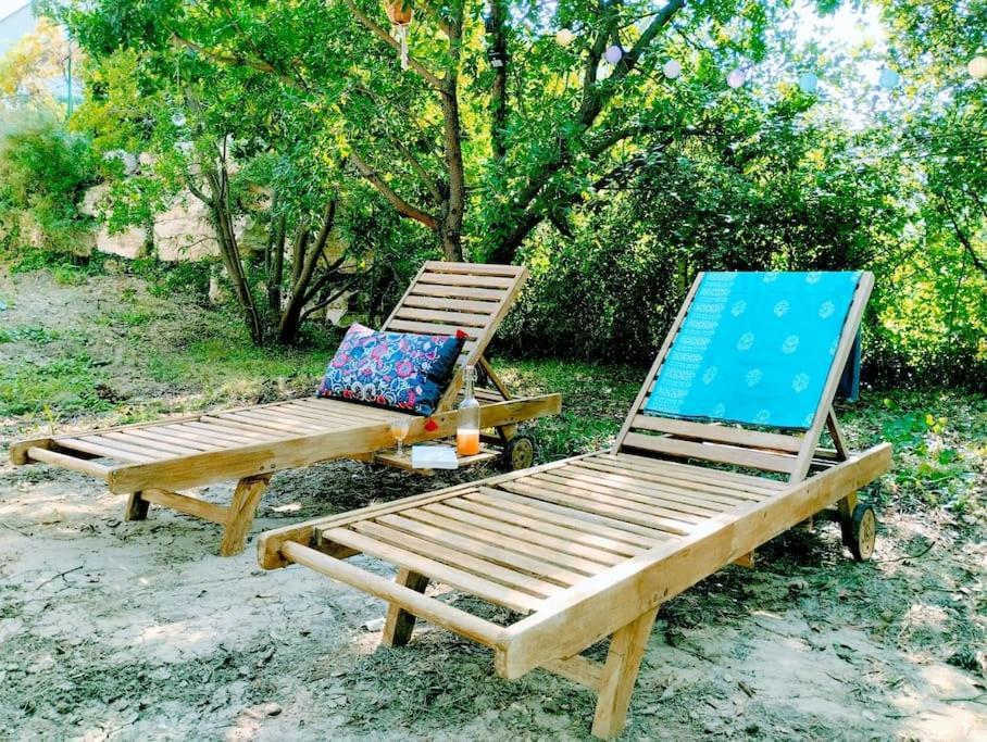 Charmante Maison Avec Jardin Aux Portes Des Gorges De L'Ardeche Saint-Julien-de-Peyrolas エクステリア 写真